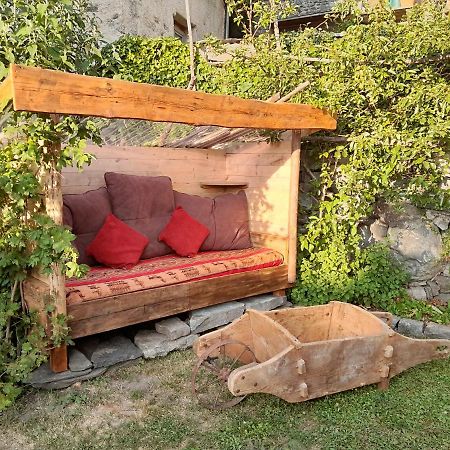 サント・フォア・タロンテーズ Chez Michel Bed & Breakfast エクステリア 写真